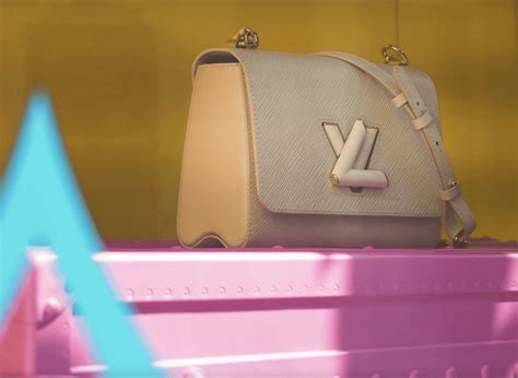 louis vuitton nagel|Former Employee at Distribution Center for Louis Vuitton Files .